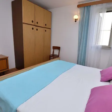 Appartement Varos Primošten