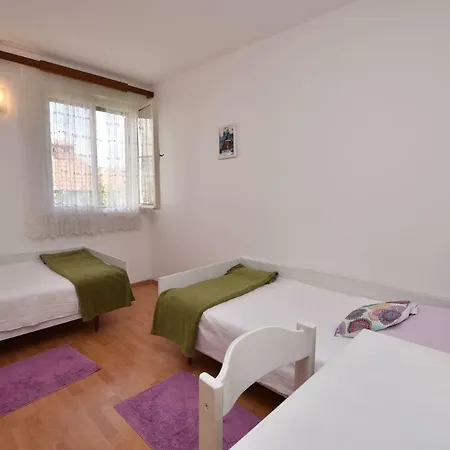 Varos Apartment