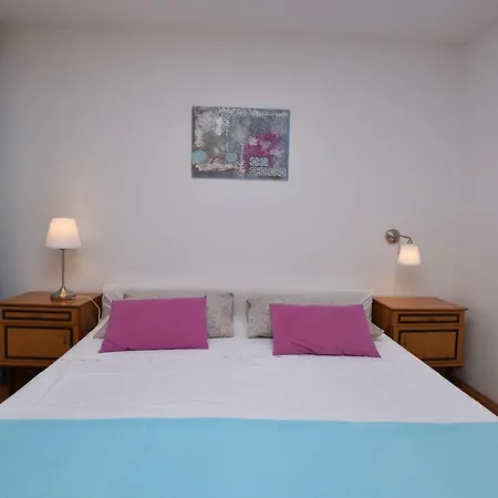 Varos Apartment Primosten