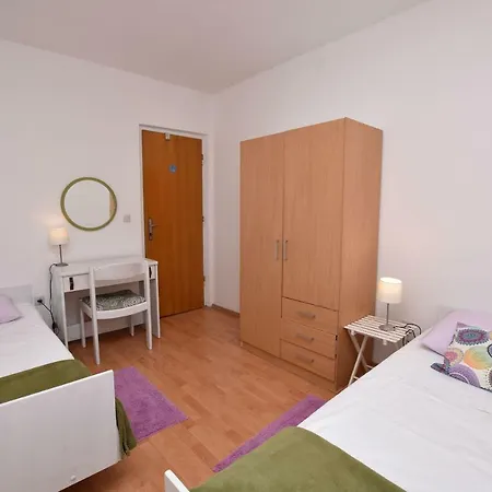 Varos Apartment Primosten