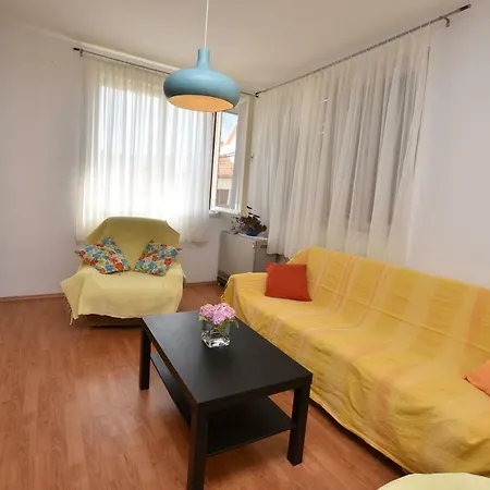 Apartment Varos