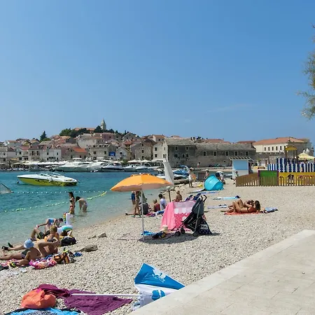 Varos 公寓 普利莫顿