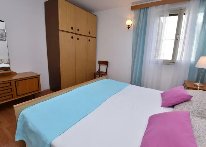 Apartment Varos Primosten