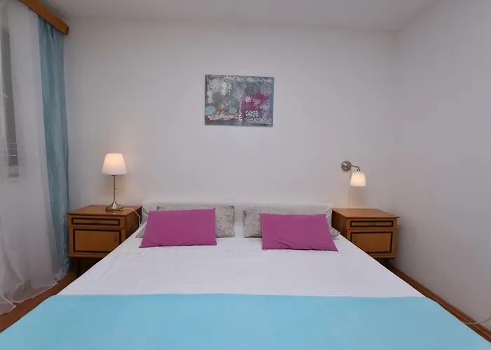 Varos Apartment Primosten