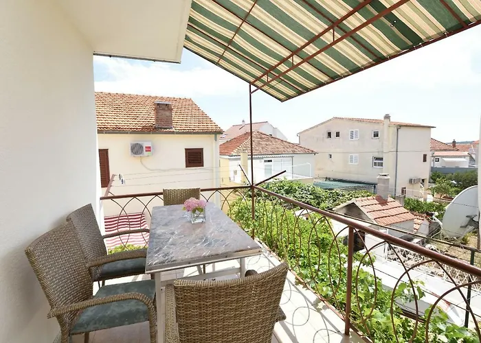 Varos Apartment Primosten